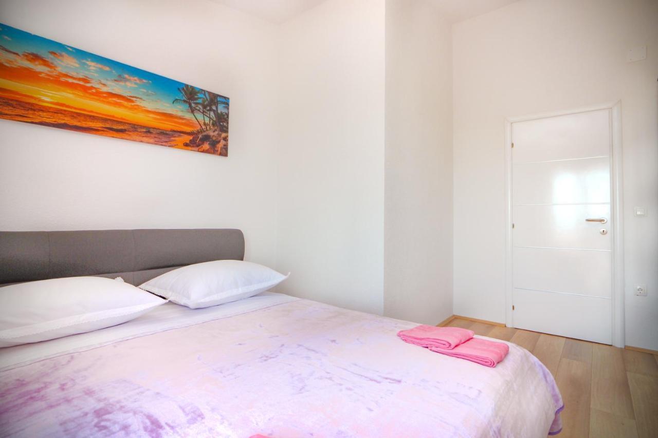 Conte Cikara Apartment Saricevi エクステリア 写真